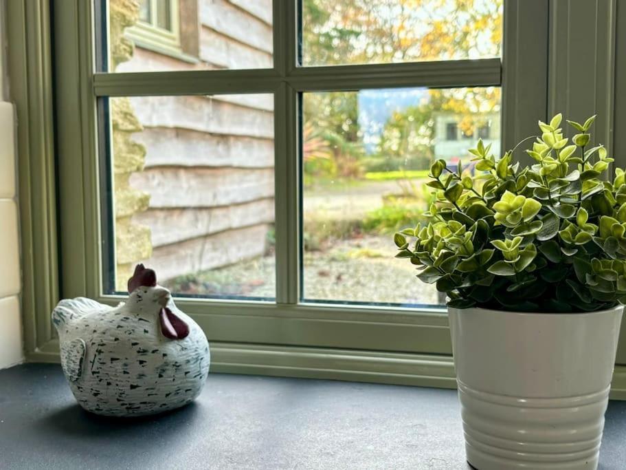 Little Bream - Pretty Cosy Cottage, Sea Views, Walk To The Beach Mawnan Smith ภายนอก รูปภาพ