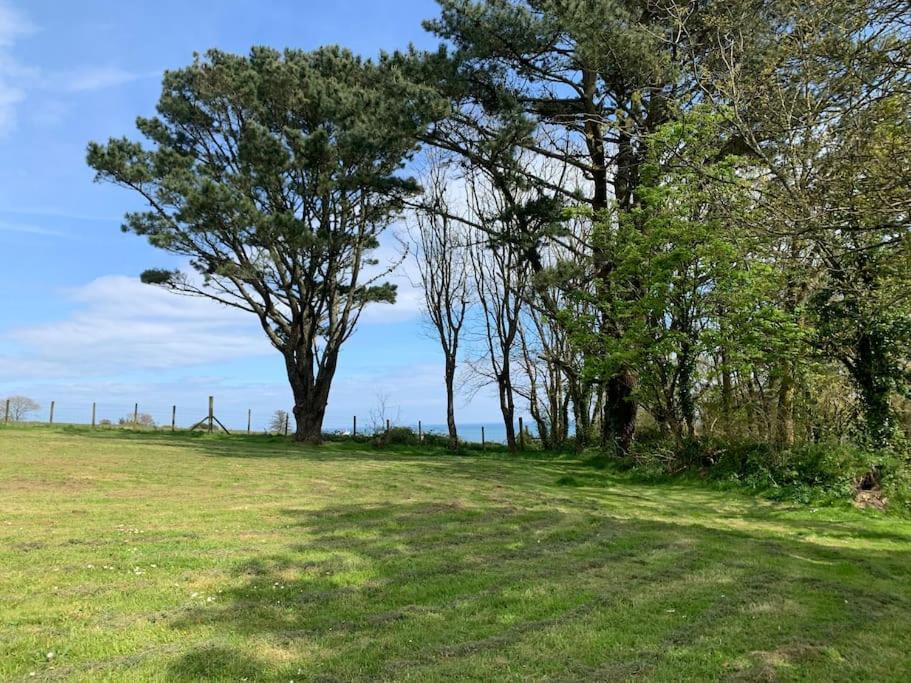 Little Bream - Pretty Cosy Cottage, Sea Views, Walk To The Beach Mawnan Smith ภายนอก รูปภาพ
