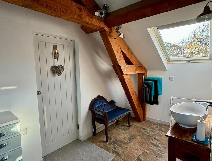 Little Bream - Pretty Cosy Cottage, Sea Views, Walk To The Beach Mawnan Smith ภายนอก รูปภาพ