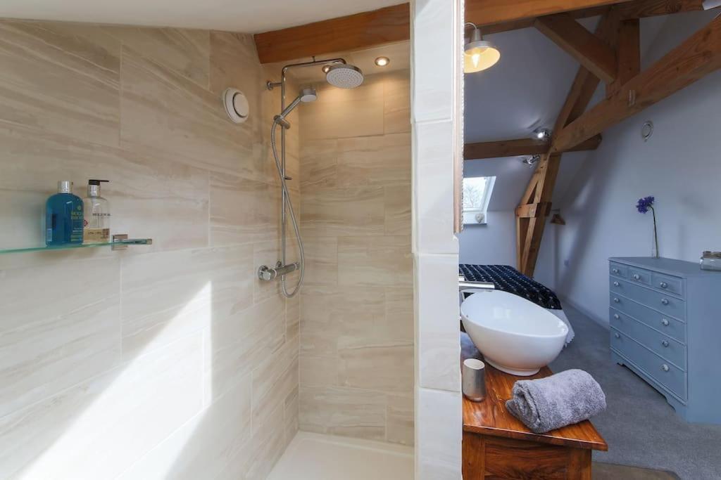 Little Bream - Pretty Cosy Cottage, Sea Views, Walk To The Beach Mawnan Smith ภายนอก รูปภาพ