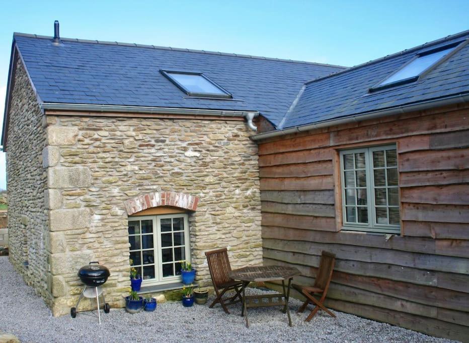 Little Bream - Pretty Cosy Cottage, Sea Views, Walk To The Beach Mawnan Smith ภายนอก รูปภาพ